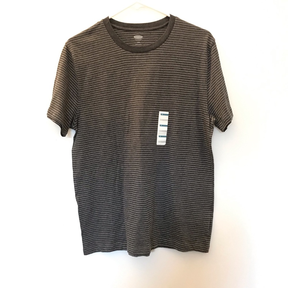 Men’s gray striped old navy tee